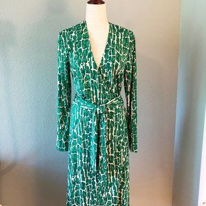 Classic Diane Von Furstenberg Silk Knit Wrap Dress
